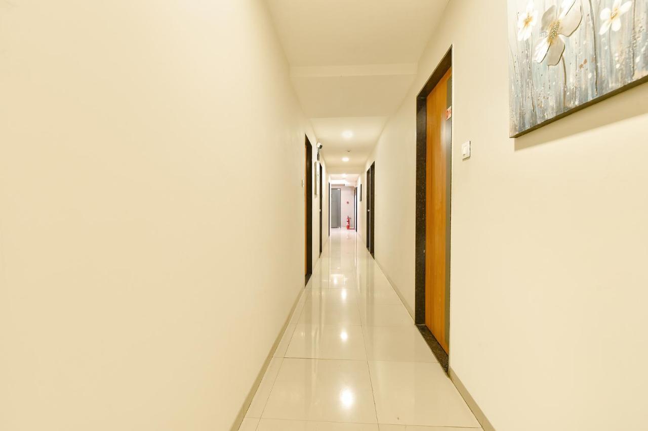 Fabhotel Happinex Surat Exterior foto